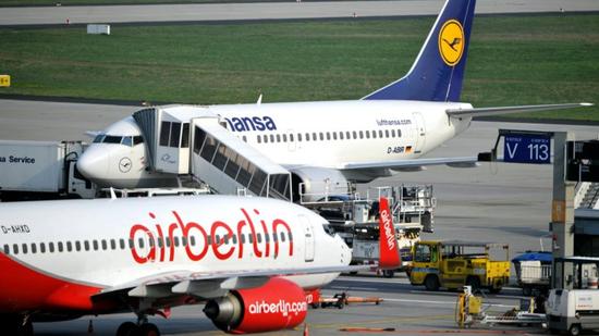 Deutschland hat die Partnerschaft zwischen Air Berlin und Lufthansa offiziell erlaubt