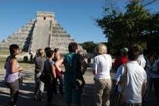 Deutsche Expedienten besuchen archäologische Stätten