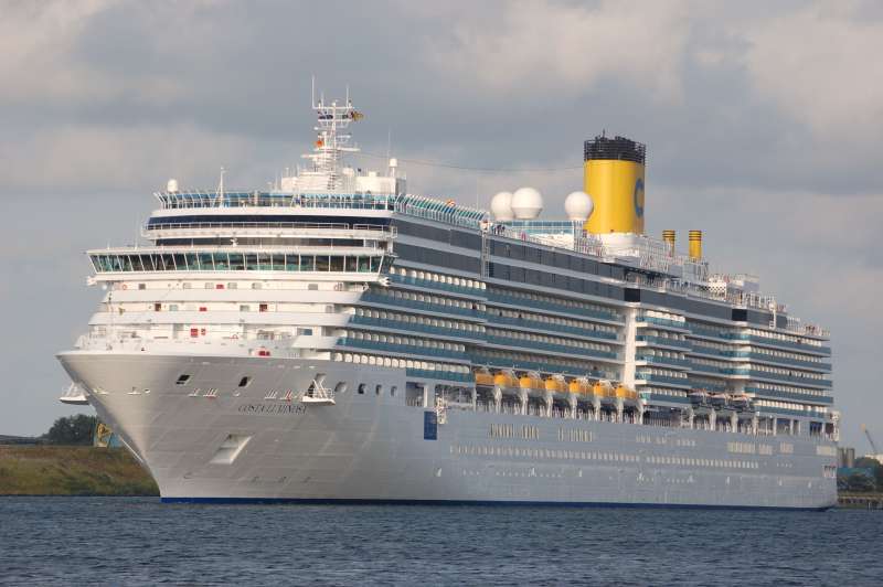 Mehr als 2.000 werden eine Weltreise an Bord der Costa Luminosa unternehmen