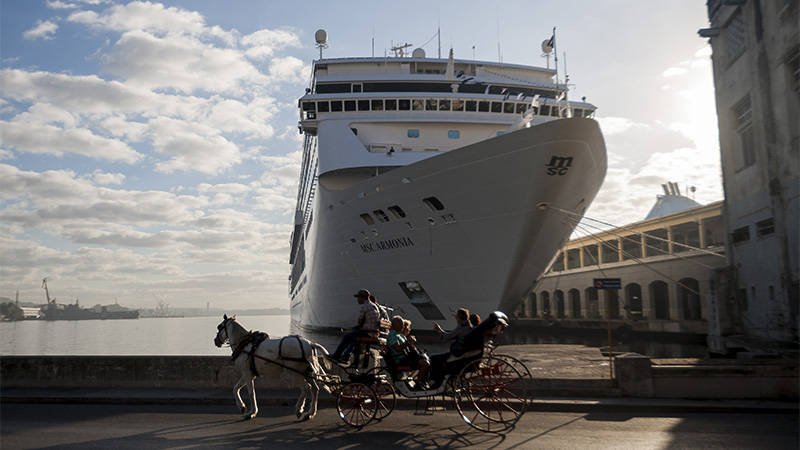Erstanlauf der MSC Armonia in Kuba