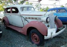 Ein Museum der Autos in Santiago de Cuba