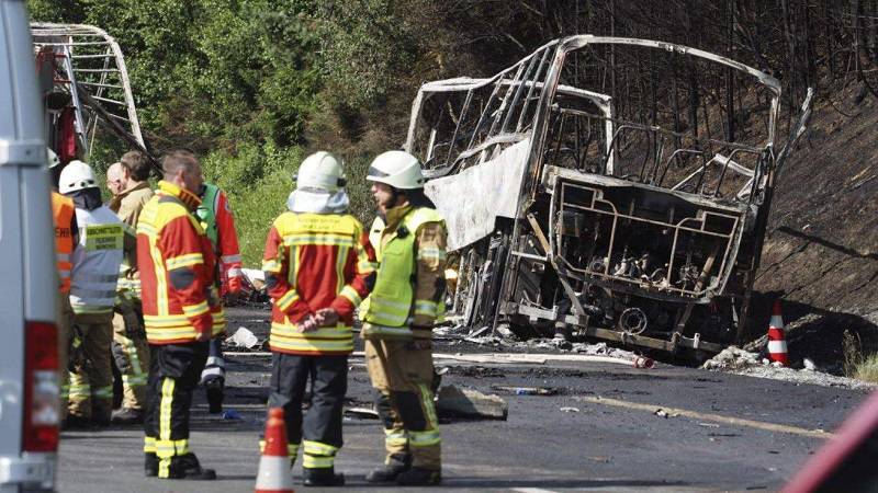 Vier Brandenburger überleben Bus-Inferno