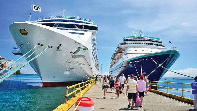 Mehr als 200.000 Krezfahrtteilnehmer kamen in Panama im Jahre 2017 an