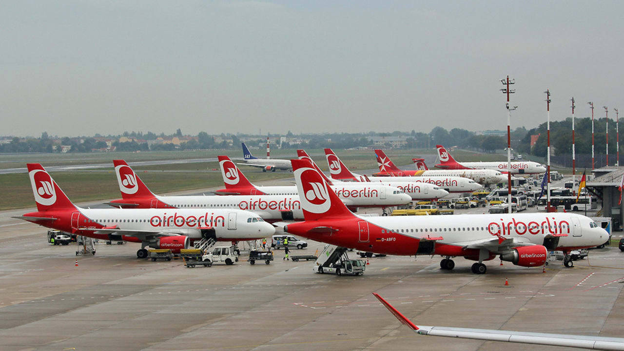 Erstklassige Sitzplätze oder Geschirr: Air Berlin versteigert ihres Inventar