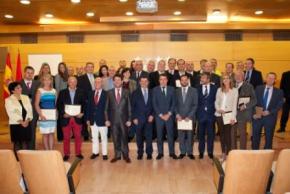 Präsident der Gemeinschaft von Madrid besuchte die AEEPP Preisverleihung